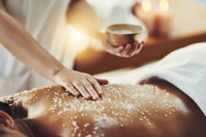 Détendez-vous avec nos massages apaisants à Paris
